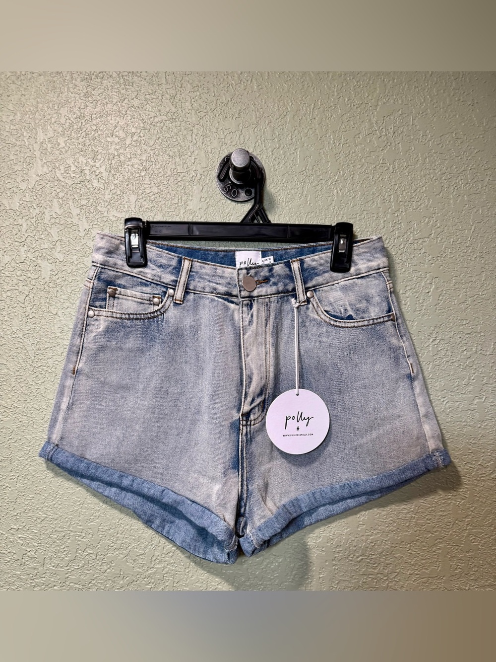 Princess Polly Light Blue Denim Roll-Hem Shorts size 6 NWT